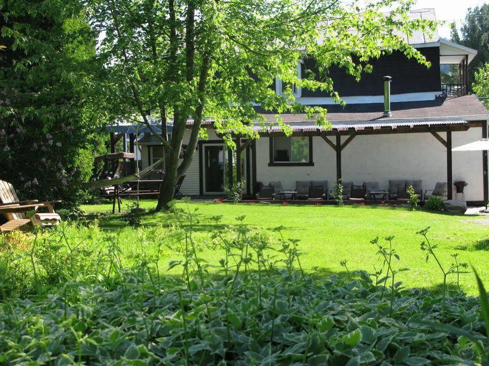 Gite Aux Traditions Saint-Jean-des Piles Exteriér fotografie